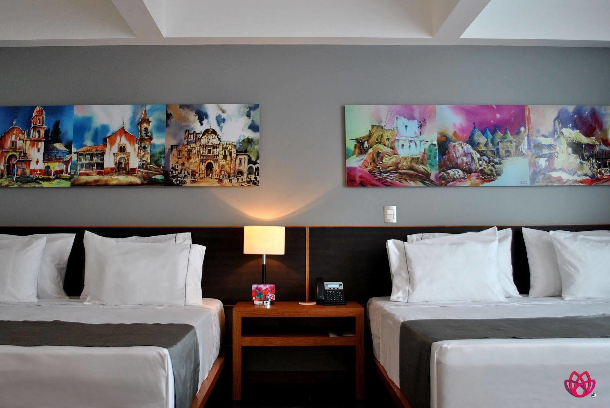 Hotel Y Tu Expo Guadalajara Ngoại thất bức ảnh