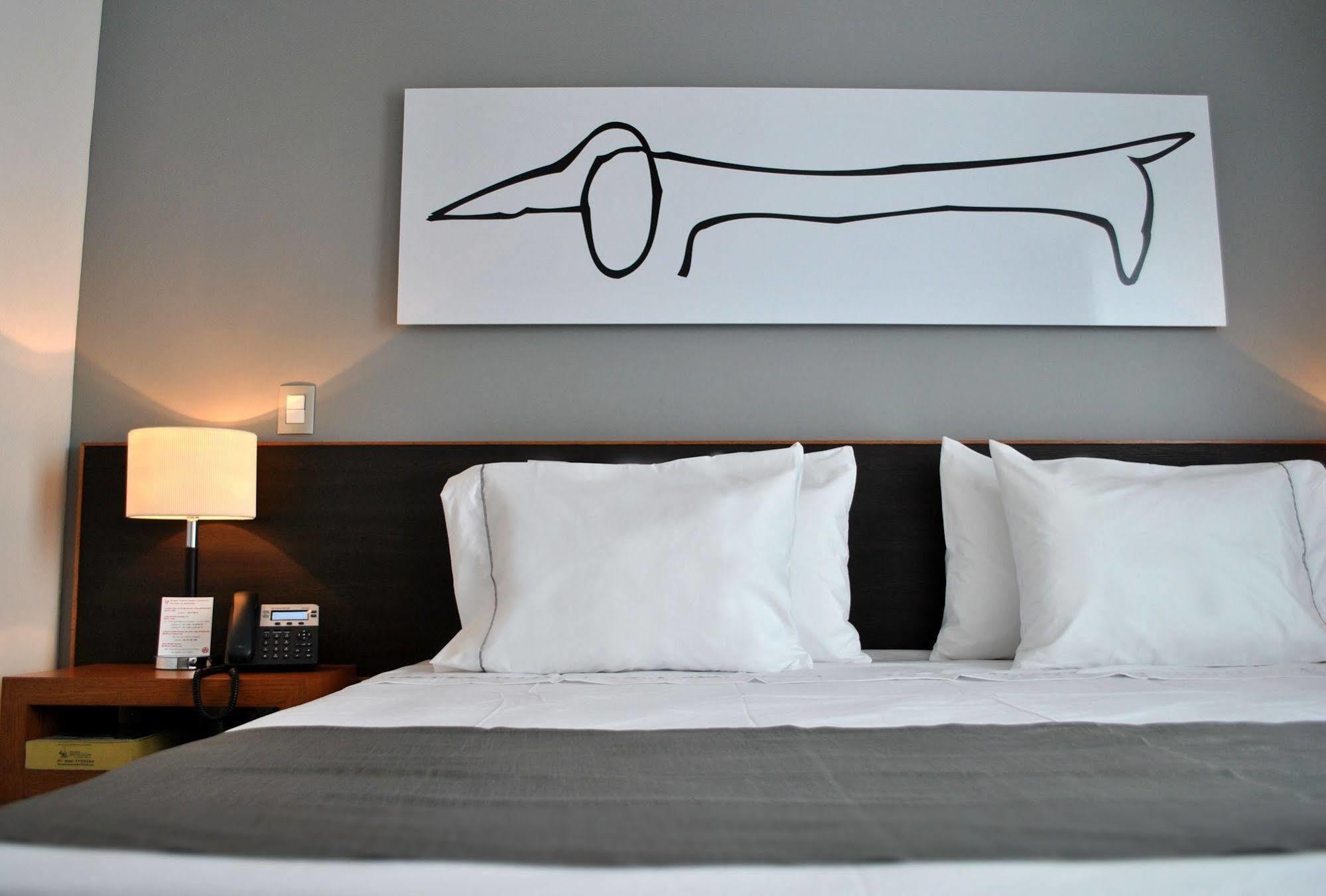 Hotel Y Tu Expo Guadalajara Ngoại thất bức ảnh